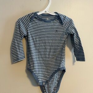 Gap 18/24m Striped Blue & white Long Sleeve Baby Onesie
